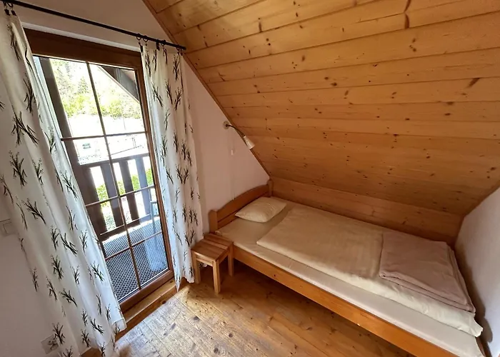 Lodge Pod Wodospadem Caloroczne *